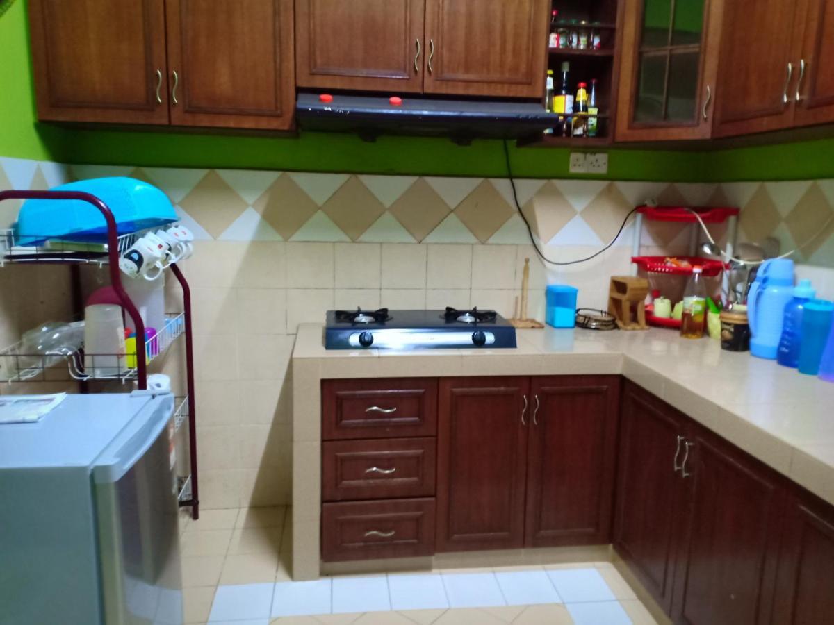 Muslim Dinaim Homestay Tanjong Malim Exterior foto